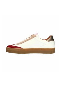Leather sneaker with red, pink, beige, and white panels. Features a textured brown rubber sole and white laces. Classic low-top design.