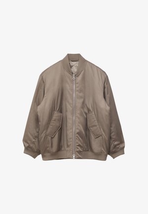 Taupe bomberjakke med lynlås foran, ribstrikkede manchetter og krave samt to skrå lommer med klap.
