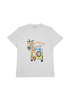 Maglietta bianca con grafica di un furgone verde, tavola da surf, palme e testo con le parole "Jeckerson" e "Surfing Good Time".