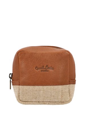 Gusti Leder CLARA - Pesukott - hazelnut