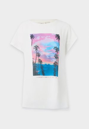 ONLY Carmakoma, CARKETTY LIFE - T-shirts print - cloud dancer