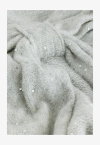 Atlasīts, light grey