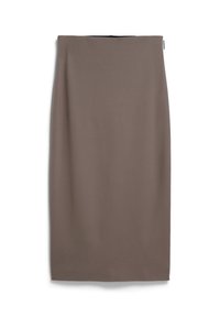 Jupe midi marron ajustée en tissu doux. Texture lisse avec taille haute et un design simple et droit. Aucun motif visible ni matériel.
