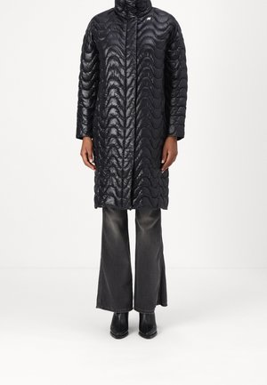 Abrigo de invierno - black