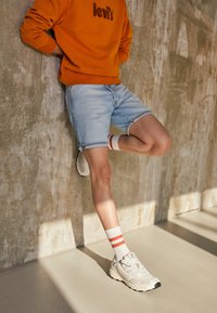 Levi's® 501® ORIGINAL - DENIM SHORT - Calções de ganga - mountain super bleach