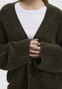 Gestuz Kardigan - olive