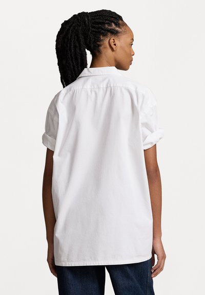 Polo Ralph Lauren BIG FIT POLO SPORT CHINO CAMP SHIRT - Pogājama blūze - white