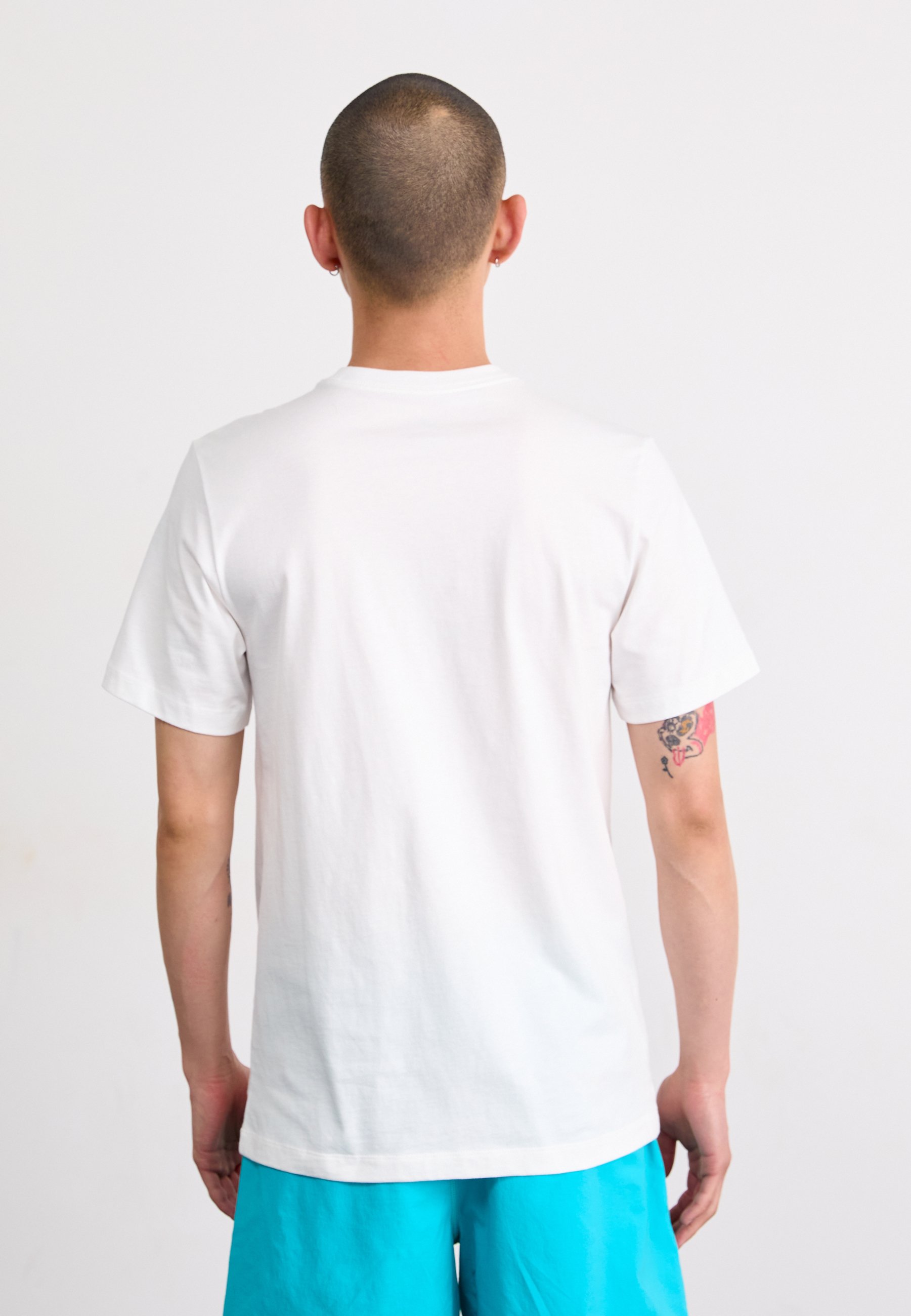 Nike Sportswear TEE SOLE FOOD - Print T-shirt - white - Zalando