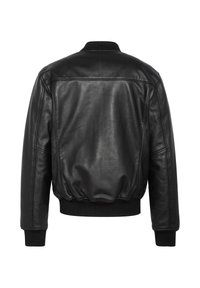 Chaqueta bomber de cuero negro con cuello, puños y cintura acanalados, vista desde la parte trasera sobre un fondo blanco.