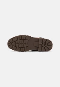 Wrangler MORGAN MEN HIGH - Botines con cordones - tortoise shell