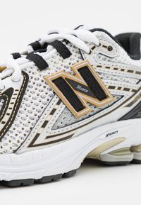 New Balance 1906 - Sneakers basse - silver-coloured/white/black