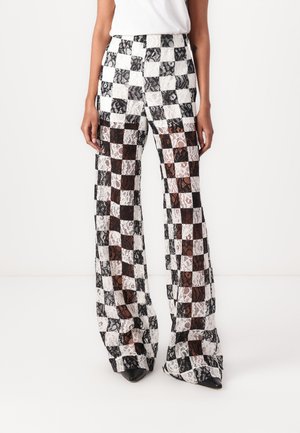 PERCY - Trousers - bianco/nero