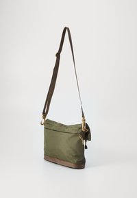 The North Face BASE CAMP SHOULDER BAG UNISEX - Sac bandoulière - new taupe green/smokey brown/utility brown