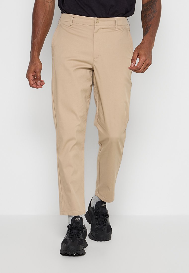 ATHLETICS STANDARD TAPERED