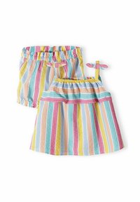 Långärmad klänning och shorts-set för småbarn med vertikala pastellrandiga mönster i gult, rosa, blått och orange, med rosettdetaljer på axelbanden och midjebandet.