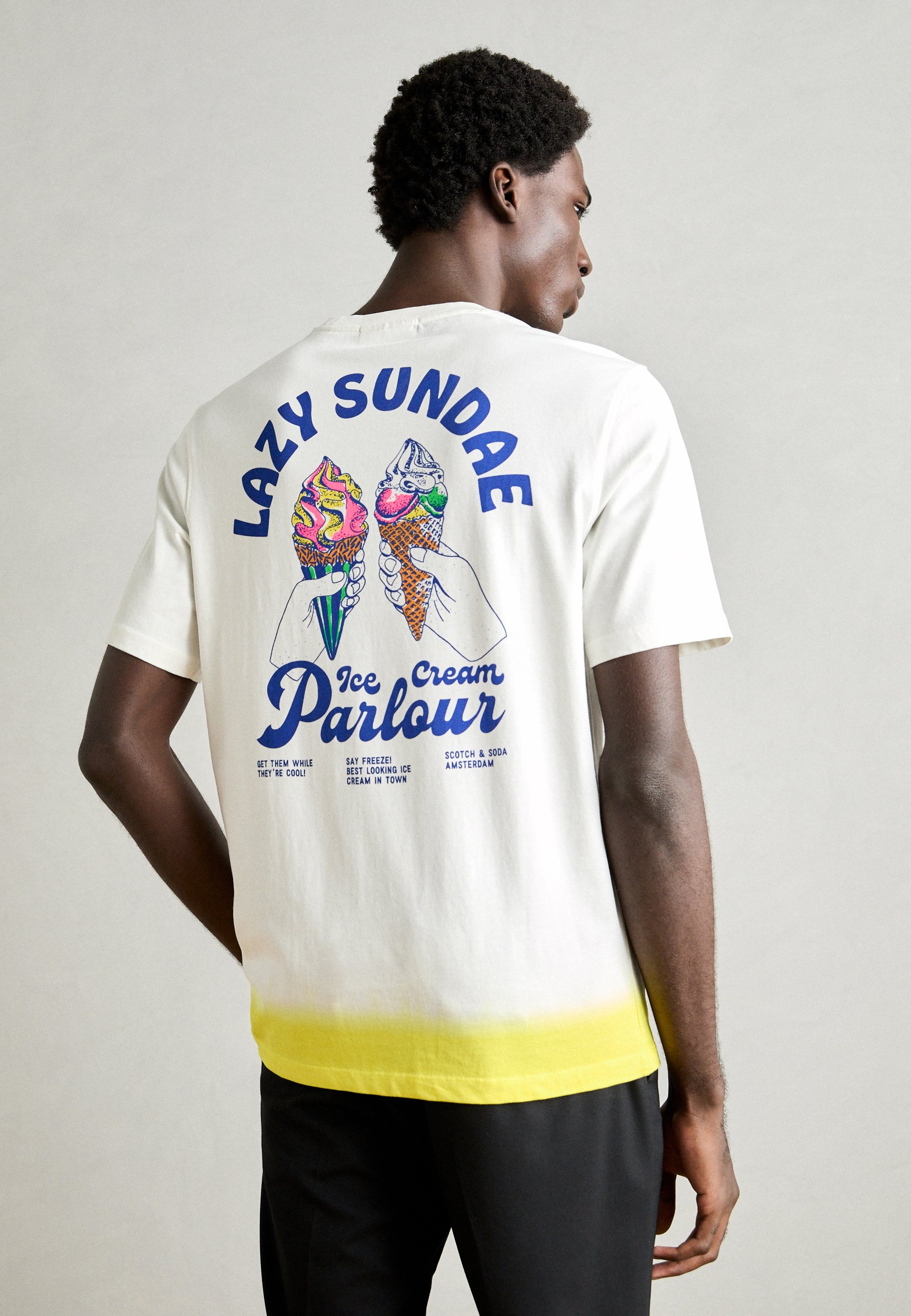 “Scotch & Soda” バックプリントアートワークTシャツ White Scotch & Soda FRONT AND BACK ARTWORK - Print T-shirt - white