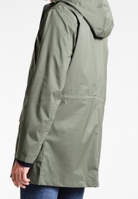 United Colors of Benetton Parkas - olive