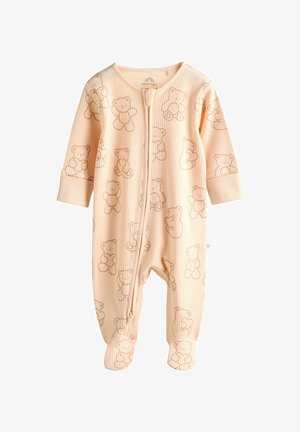 Licht perzikkleurig babyboxpakje met geribbelde textuur, voorzien van een herhaald teddybeer patroon, lange mouwen, rits aan de voorkant en voetjes.