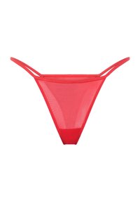 String rouge en maille transparente avec double lanières latérales, isolé sur fond blanc.