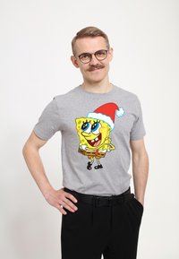 Henry Tiger SPONGEBOB SQUAREPANTS SANTA HAT - Camiseta estampada - melange grey