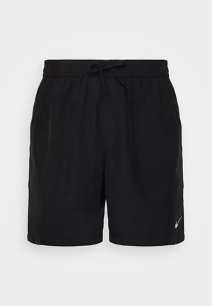 Fekete sport rövidnadrág, könnyű anyagból készült, rugalmas derékkal, húzózsinórral, és a jobb alsó sarokban egy kis fehér Nike logóval.