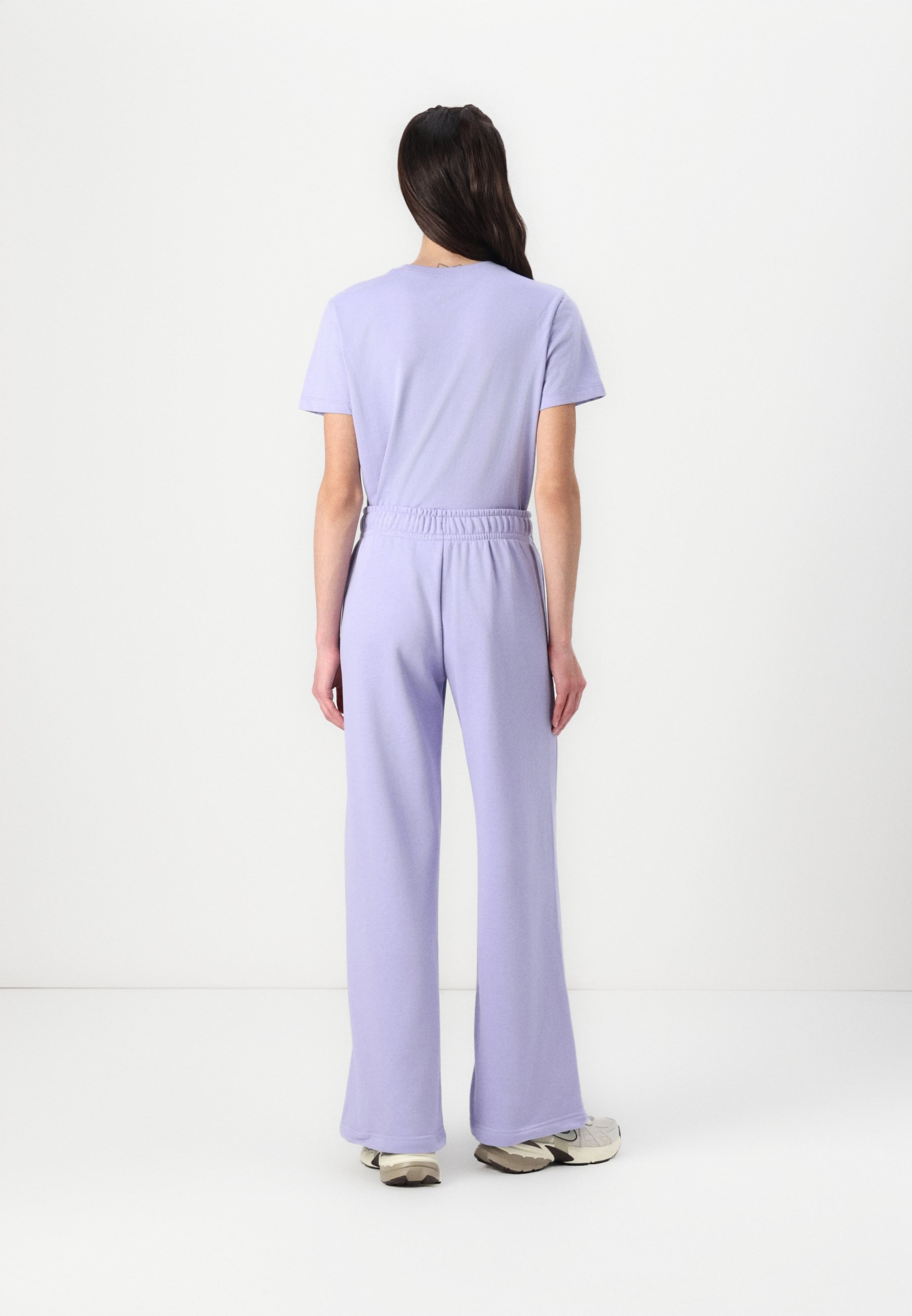 nike women's lounge sets