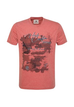 Camiseta de algodón roja con un diseño gráfico que incluye texto negro y patrones, cuello redondo y mangas cortas.