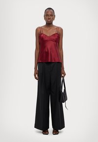 Veronica Beard DONITA CAMI - Μπλούζα - maroon