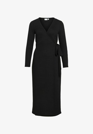 Černé zavinovací šaty z pletené látky s dlouhými rukávy, hlubokým výstřihem do V a páskem na zavázání v pase. Jednoduchý, jednobarevný design.