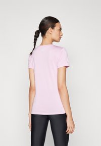 Under Armour TECH TWIST - Spordi T-särk - stellar pink/white