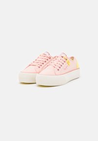 Pepe Jeans OTTIS SUN - Trainers - petal