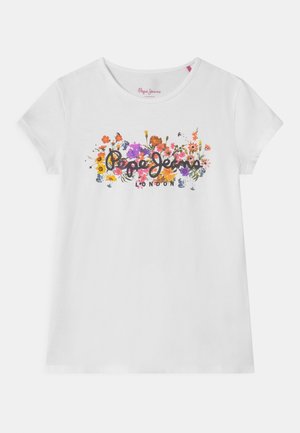 Hvid t-shirt med korte ærmer med farverigt blomsterprint og teksten "Pepe Jeans London" på tværs af brystet.