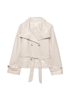 Giacca doppiopetto in finta pelle color beige chiaro con ampi revers, vita con cintura e polsini con bottoni sulle maniche lunghe.