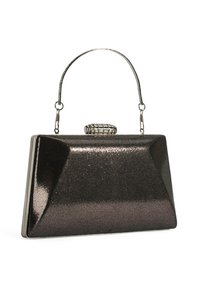 Metalen zwarte clutch met een gestructureerd, hoekig ontwerp, voorzien van een zilveren handvat en een textuurdetail op de sluiting bovenop.