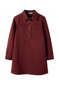 Robe bordeaux à manches longues avec col, devant à demi-fermeture éclair et deux poches poitrine ; fabriquée dans un tissu durable au toucher lisse.