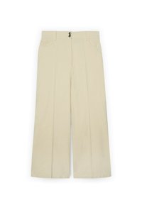 Pantaloni beige a gamba larga con due tasche frontali, doppi bottoni anteriori e un tessuto morbido e testurizzato. Design con pancia piatta e taglio sartoriale.