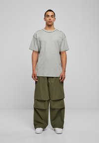 Urban Classics Basic póló - grey