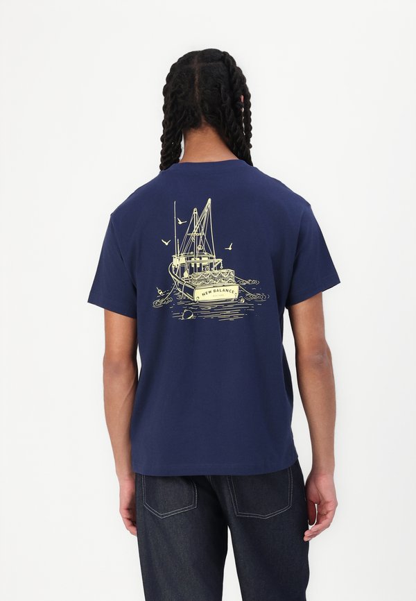 LOBSTER BOAT  - Print T-shirt