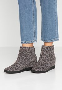 Shoe The Bear Ankle boot