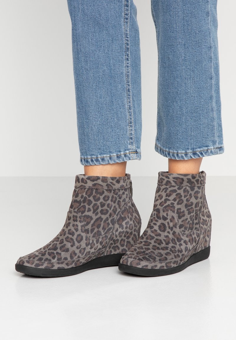 Shoe The Bear Ankle boot