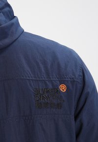 Superdry & Co Tunn jacka - dark blue