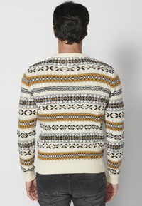 Koroshi Sweter