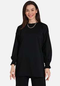 Modanisa SET - Bukser - black