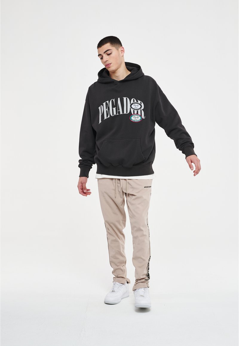 Pegador LOGO PANTS UNISEX - Joggebukse - taupe/black