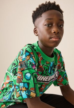 Next, NEXT ALL OVER PRINT LICENSE T-SHIRT (4-16YRS) - T-shirt imprimé - green all over print