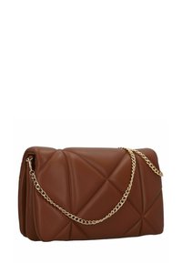 Borsa a tracolla in ecopelle marrone con motivo trapuntato, dotata di una tracolla in metallo dorato e forma rettangolare. Texture liscia e design pieghevole.