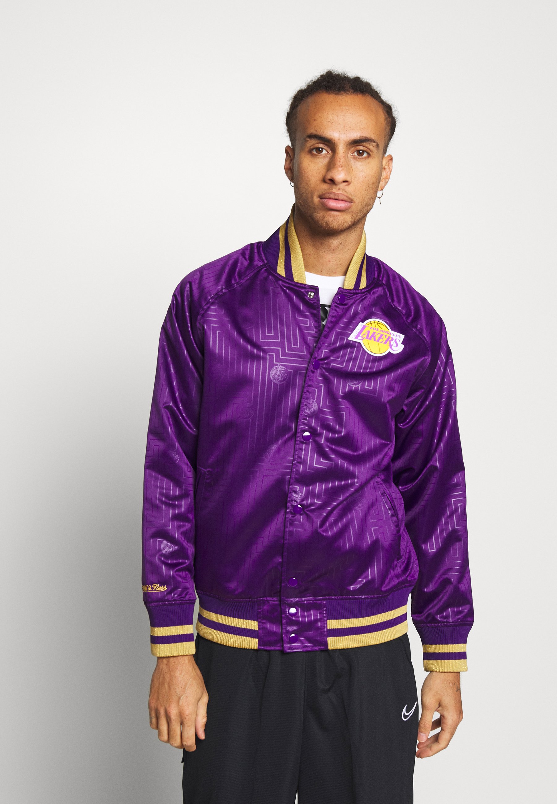 lakers windbreaker