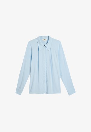 Hellblaues Langarmblusenshirt mit spitzem Kragen, gefältelter Vorderseite und Knopfverschluss. Hergestellt aus glattem Stoff mit lockerer Passform.