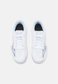 Mizuno LIGHTNING STAR Z7 UNISEX - Volleyballsko - white/halogen blue/peach parfa
