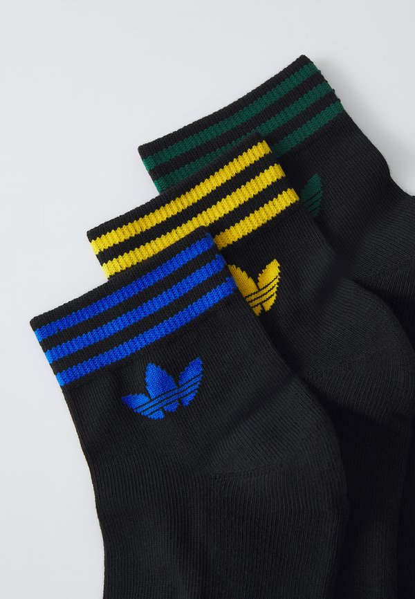 UNISEX 3 PACK  - Socks2